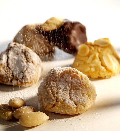 Amaretti morbidi  hecho a mano con naranja